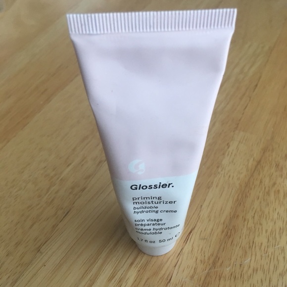 Glossier Priming Moisturizer - Picture 6 of 8